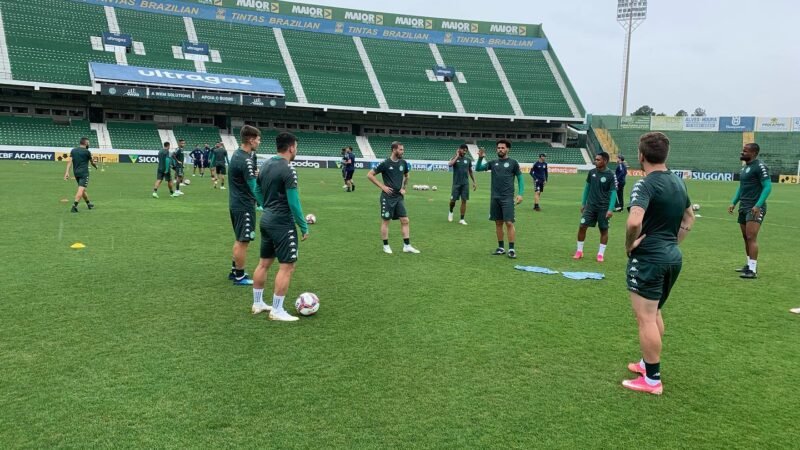 Com retornos de Thales e Bruno Sávio, Guarani se prepara para mais uma decisão